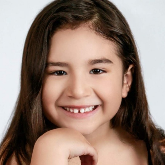 Meet your Posher, Gina - Picture 1 of 1